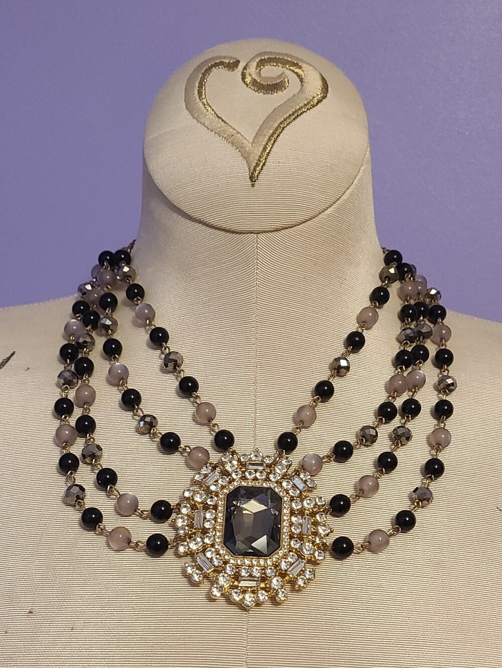 Necklace 4 Strand With Pendant Center